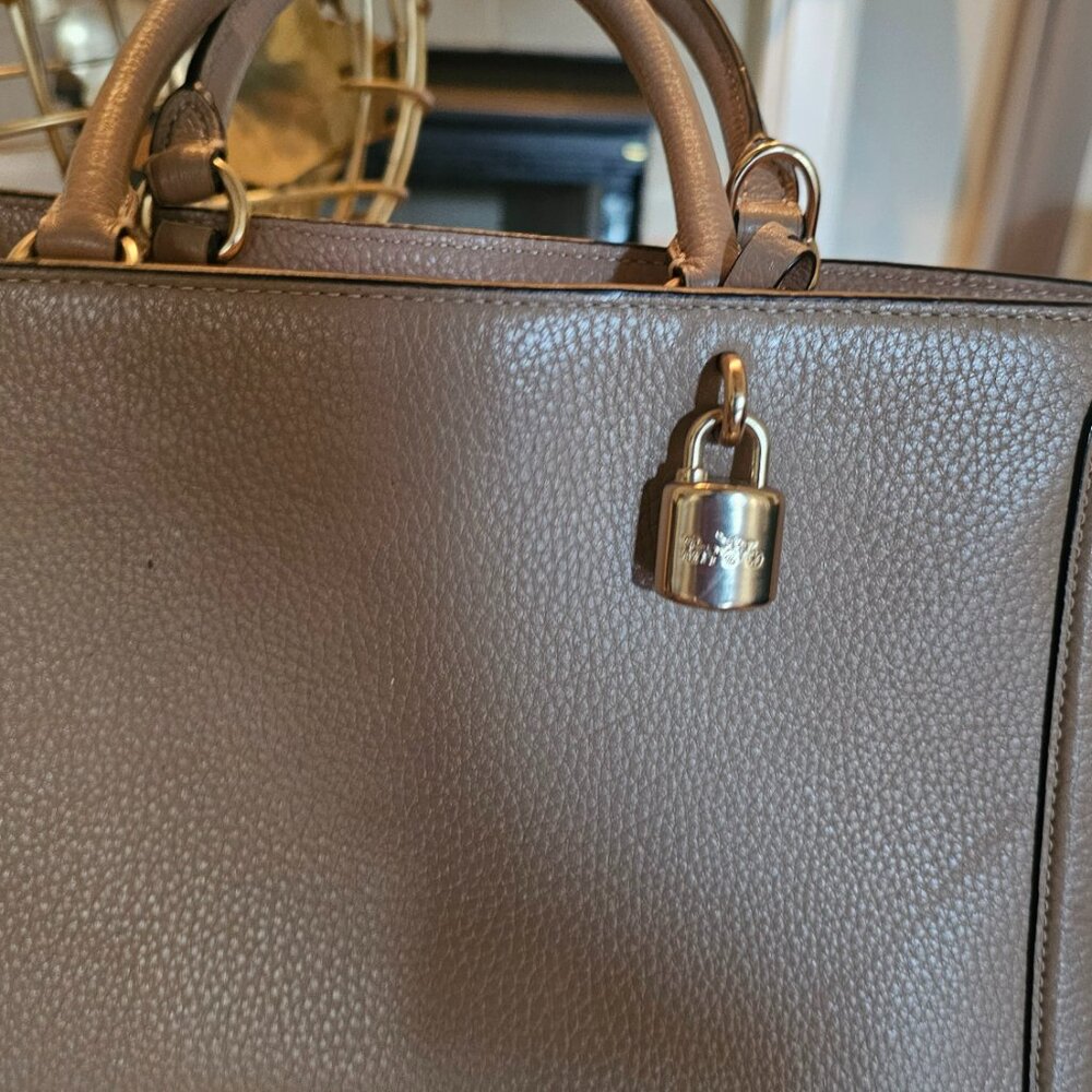 Coach Zoe Carryall 2way Shoulder Handbag Pebbled Leather Beige NO STRAP - Picture 4 of 8